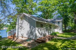 7269 Larned Dr NE, Belding, MI 48809 photo 4