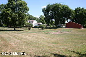 6237 W Riverside Dr, Saranac, MI 48881 photo 5