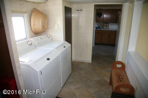 6237 W Riverside Dr, Saranac, MI 48881 photo 19