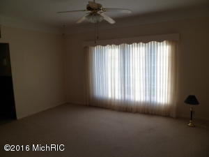 4440 17th St, Dorr, MI 49323 photo 11