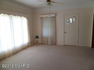 4440 17th St, Dorr, MI 49323 photo 9