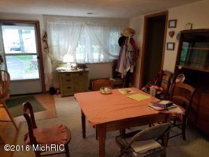 9459 E Colby Rd, Crystal, MI 48818 photo 8