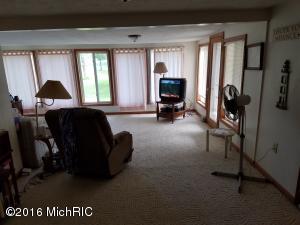 9459 E Colby Rd, Crystal, MI 48818 photo 10