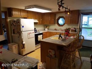 9459 E Colby Rd, Crystal, MI 48818 photo 7