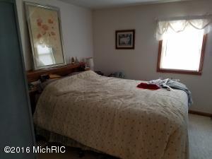 9459 E Colby Rd, Crystal, MI 48818 photo 9