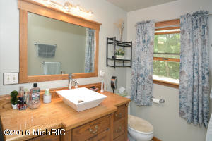 7640 E Day Rd, Bellevue, MI 49021 photo 12