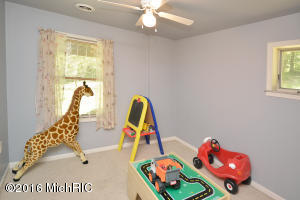 7640 E Day Rd, Bellevue, MI 49021 photo 13