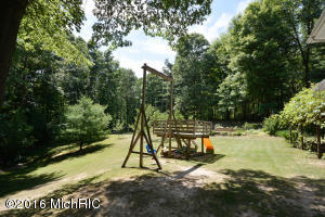 7640 E Day Rd, Bellevue, MI 49021 photo 32
