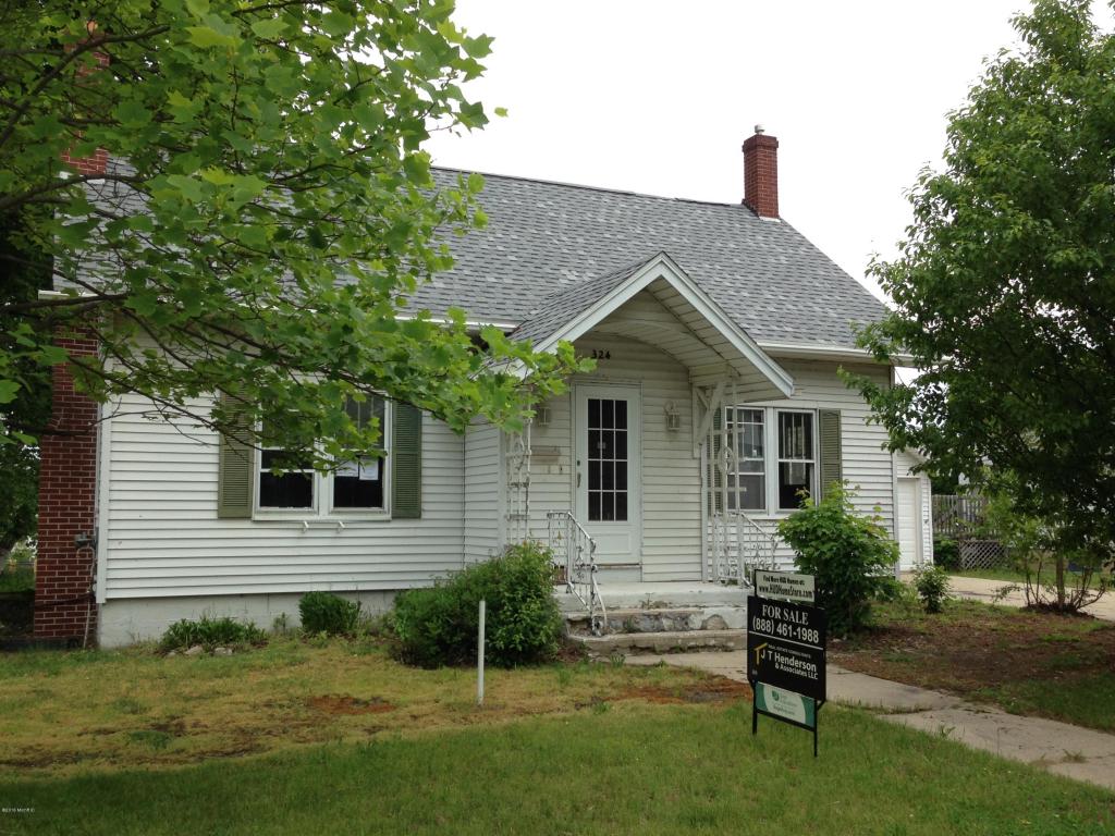 324 E Congress St, Belding, MI 48809 photo 1
