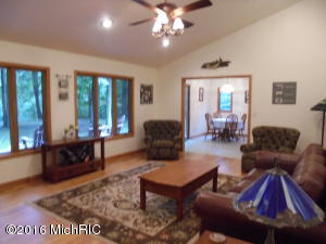 51271 50th St, Lawrence, MI 49064 photo 7