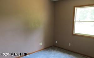 415 N Washington St, Constantine, MI 49042 photo 3