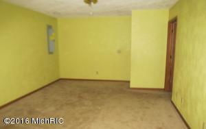 415 N Washington St, Constantine, MI 49042 photo 4