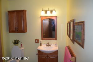 9905 Beachview Dr, Jerome, MI 49249 photo 33