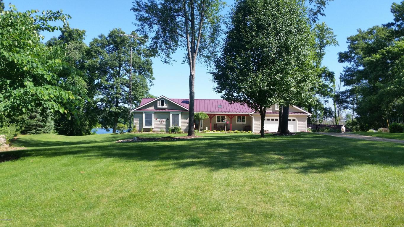 17278 Johnson Dr, Marcellus, MI 49067 photo 1