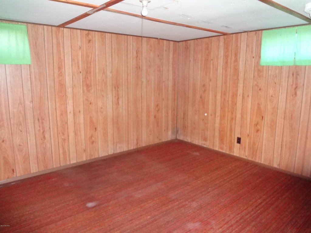 202 N Second St, Cassopolis, MI 49031 photo 13
