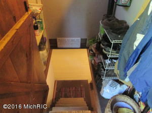 5581 Paradise Dr, Reading, MI 49274 photo 7