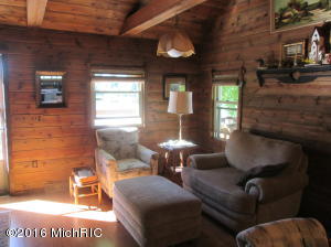 5581 Paradise Dr, Reading, MI 49274 photo 3