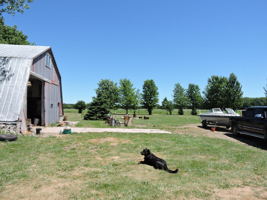 11192 E Washington Rd, Wheeler, MI 48662 photo 25