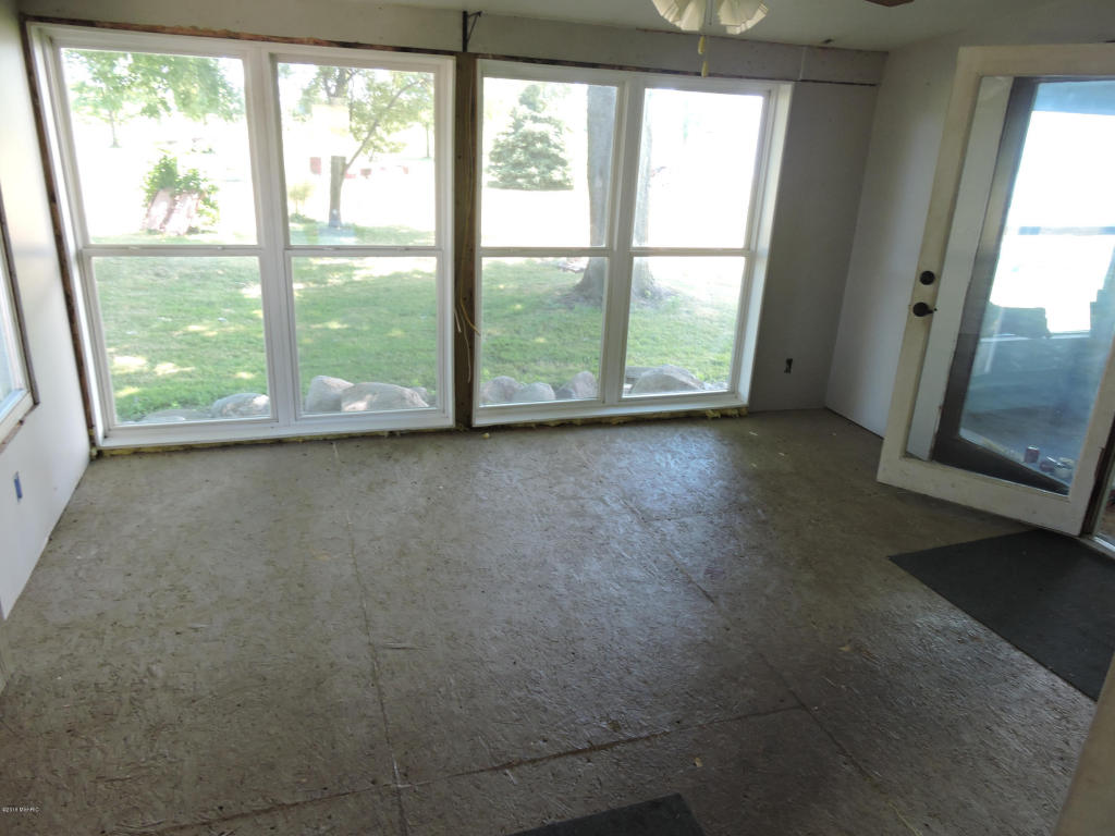 11192 E Washington Rd, Wheeler, MI 48662 photo 12