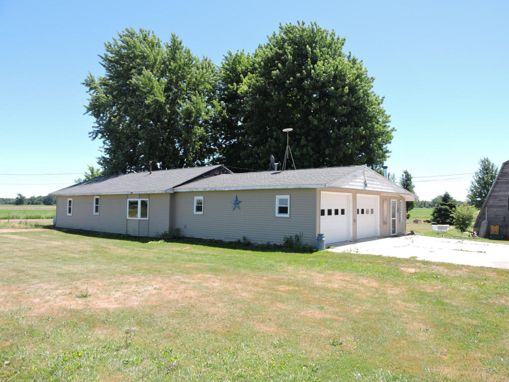 11192 E Washington Rd, Wheeler, MI 48662 photo 5