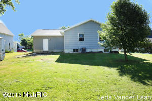 425 River St, Belding, MI 48809 photo 27