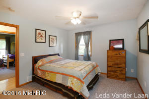 425 River St, Belding, MI 48809 photo 15