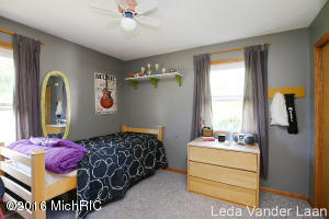 425 River St, Belding, MI 48809 photo 13