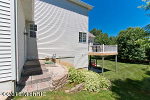 348 Haskins Ct SE, Ada, MI 49301 photo 5