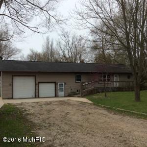201 Earle St, Belding, MI 48809 photo 1