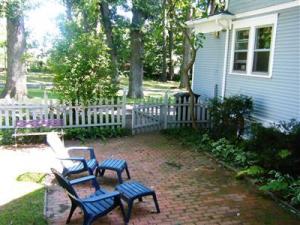 413 E Front St, Buchanan, MI 49107 photo 4