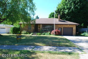 3948 Navaho St SW, Grandville, MI 49418 photo 1