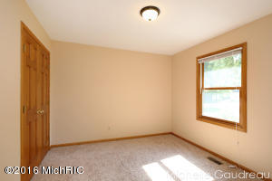 4124 White Pine Dr, Dorr, MI 49323 photo 16