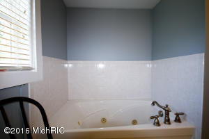 9825 76th Ave, Allendale, MI 49401 photo 21