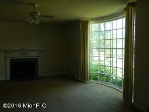 89 E Fourth St, Shelby, MI 49455 photo 6