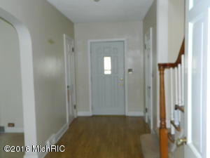 89 E Fourth St, Shelby, MI 49455 photo 5