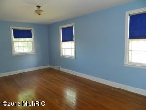 89 E Fourth St, Shelby, MI 49455 photo 21