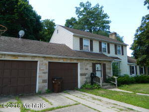 89 E Fourth St, Shelby, MI 49455 photo 4