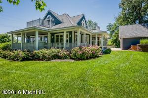 396 Upton Dr, St. Joseph, MI 49085 photo 19