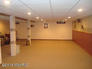 64585 W Northpark Dr, Constantine, MI 49042 photo 5