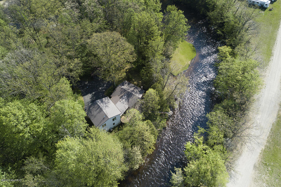8057 E Garfield Rd, Hesperia, MI 49421 photo 12