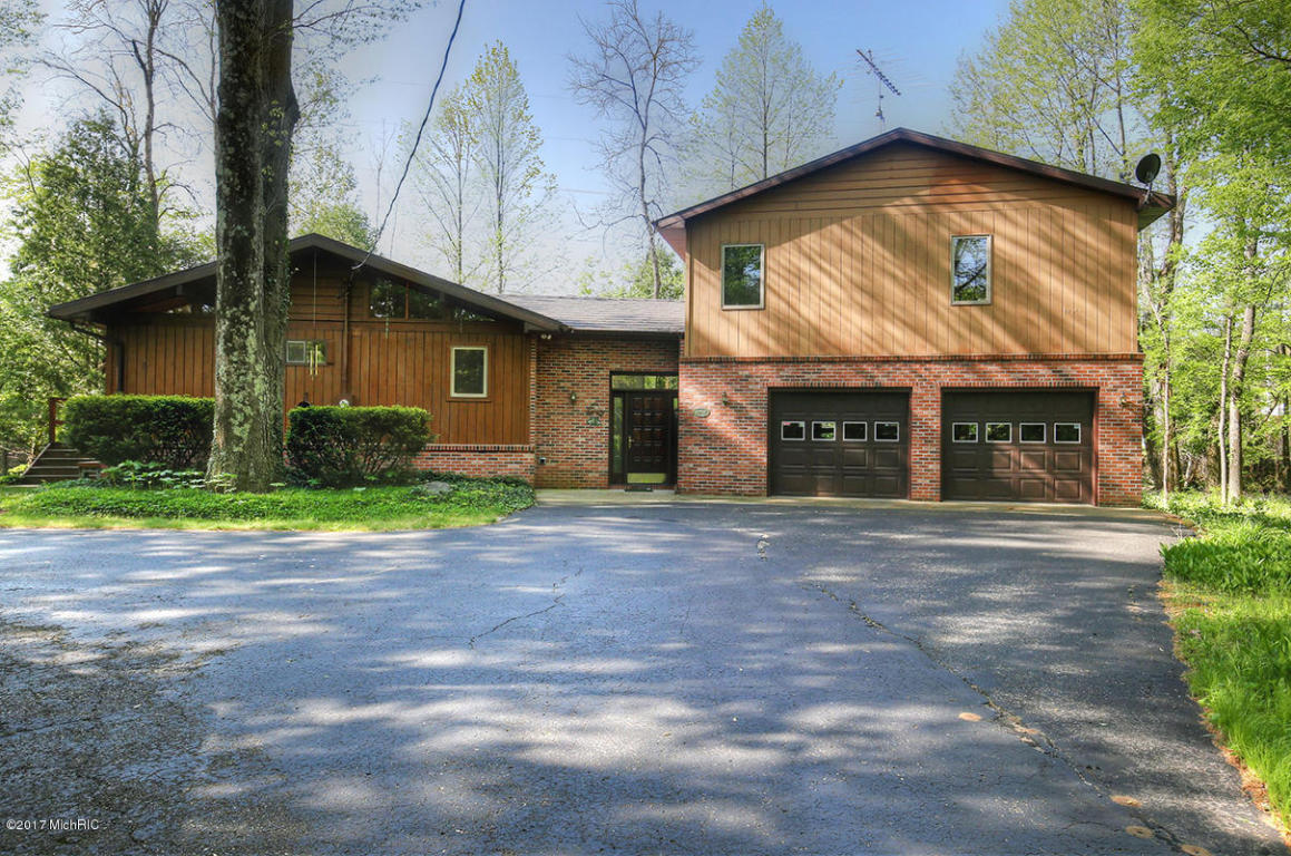 8057 E Garfield Rd, Hesperia, MI 49421 photo 1