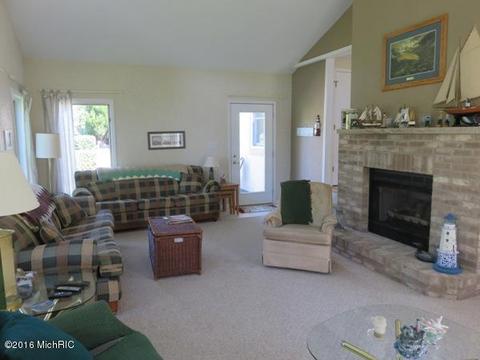 1036 Bayview Dr, Coldwater, MI 49036 photo 12