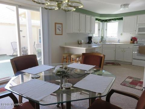 1036 Bayview Dr, Coldwater, MI 49036 photo 9