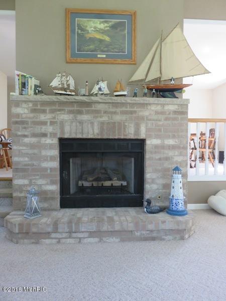 1036 Bayview Dr, Coldwater, MI 49036 photo 14
