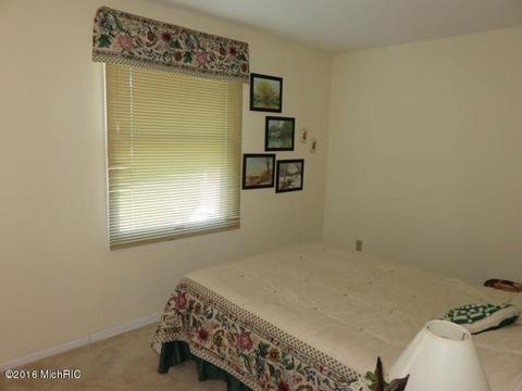 1036 Bayview Dr, Coldwater, MI 49036 photo 16