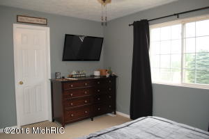 4013 Otuna Dr, Dorr, MI 49323 photo 13