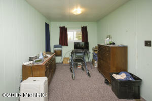 216 13th St, Plainwell, MI 49080 photo 10