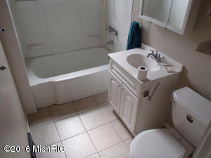 524 Clinton St, Marshall, MI 49068 photo 16