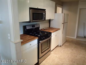 524 Clinton St, Marshall, MI 49068 photo 5