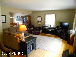 1024 Cypress Dr, Jenison, MI 49428 photo 3
